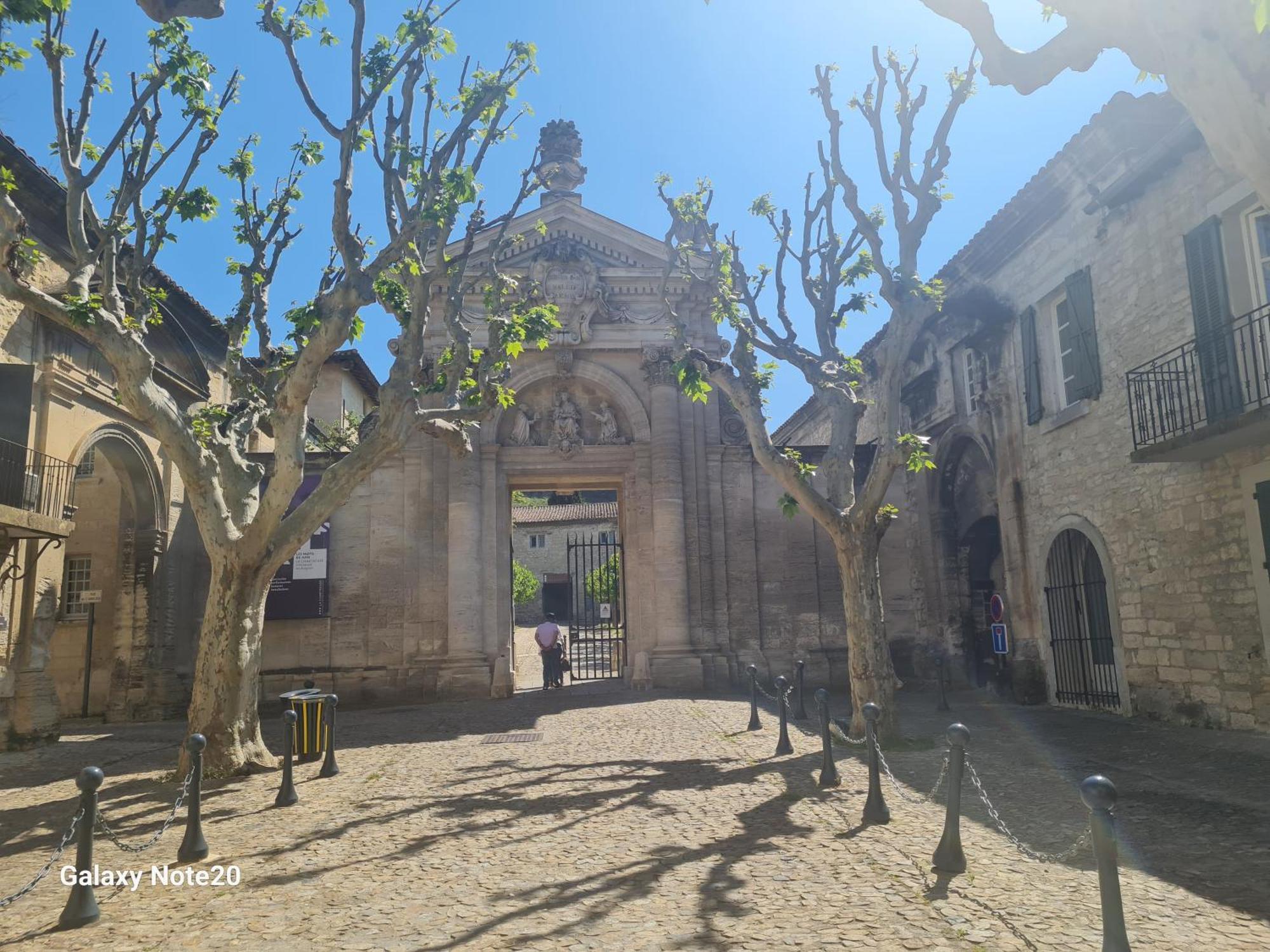 Maison de charme pittoresque Villeneuve lez Avignon Villeneuve-lès-Avignon Extérieur photo